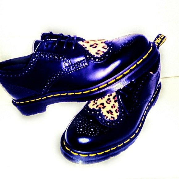 dr martens leopard print heart